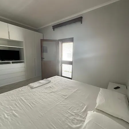 Hodo Apartment Orikum Exterior photo