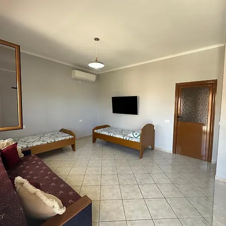Hodo Apartment Orikum Exterior photo