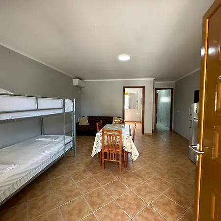 Hodo Apartment Orikum Exterior photo